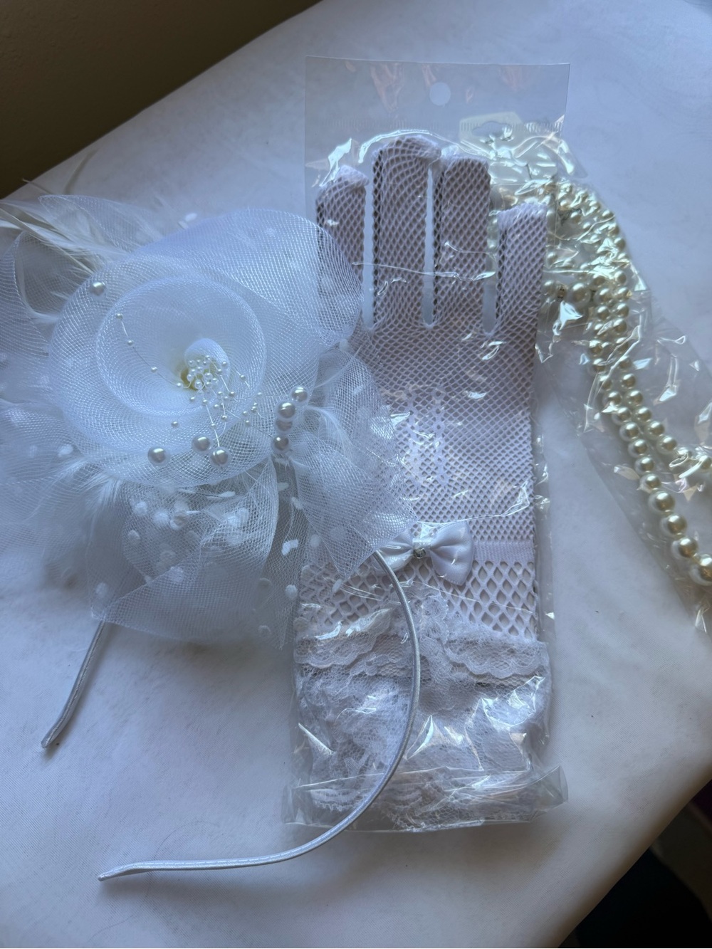 Girls White Wedding Accessory Set Headband Gloves Pearl Necklace Earrings
